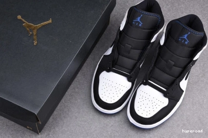 Hyperoad 1 'ROYAL SE MID BLACK TOE' JORDAN AIR 1122